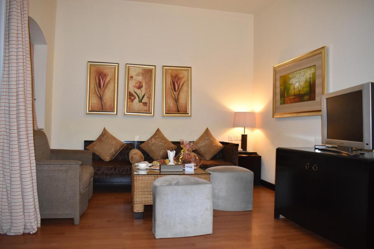 Ramada Plaza By Wyndham Karachi Airport Hotel Εξωτερικό φωτογραφία Living room