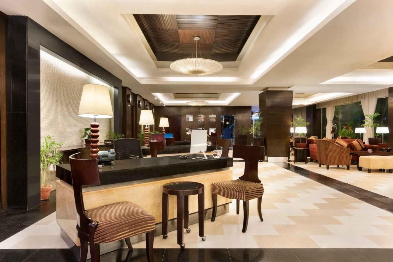 Ramada Plaza By Wyndham Karachi Airport Hotel Εξωτερικό φωτογραφία Lobby